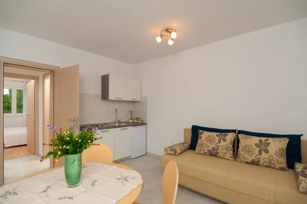 Apartmani Dana Trogir Croácia
