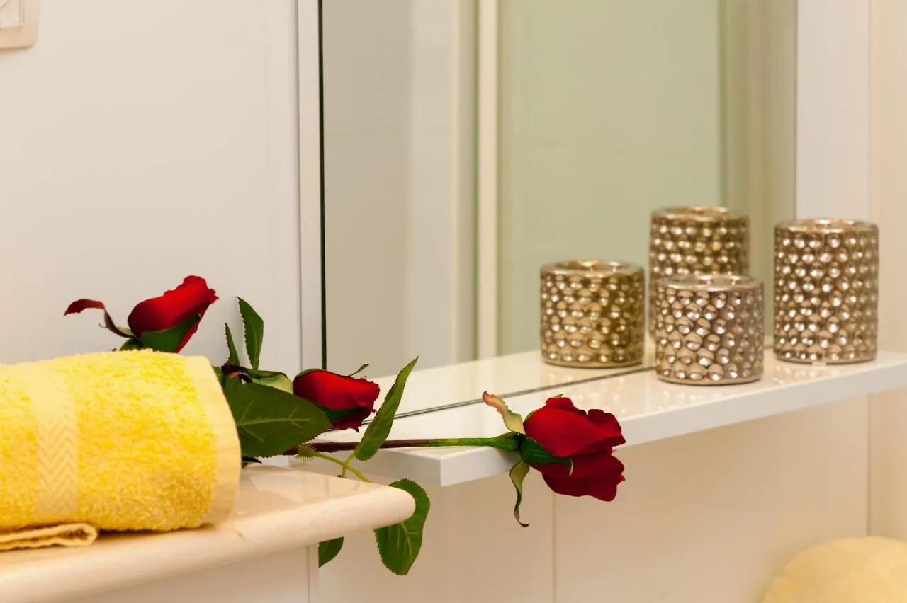 Apartamento Apartmani Dana Trogir